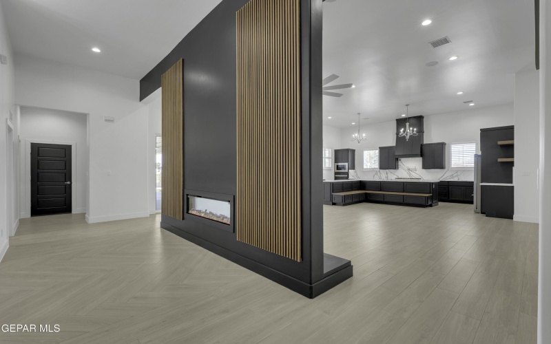 14901 HINOJOS Avenue, El Paso, TX 79938, 4 Bedrooms Bedrooms, ,3 BathroomsBathrooms,Residential,For Sale,14901 HINOJOS Avenue,0,939446