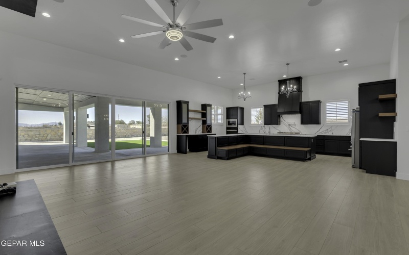 14901 HINOJOS Avenue, El Paso, TX 79938, 4 Bedrooms Bedrooms, ,3 BathroomsBathrooms,Residential,For Sale,14901 HINOJOS Avenue,0,939446