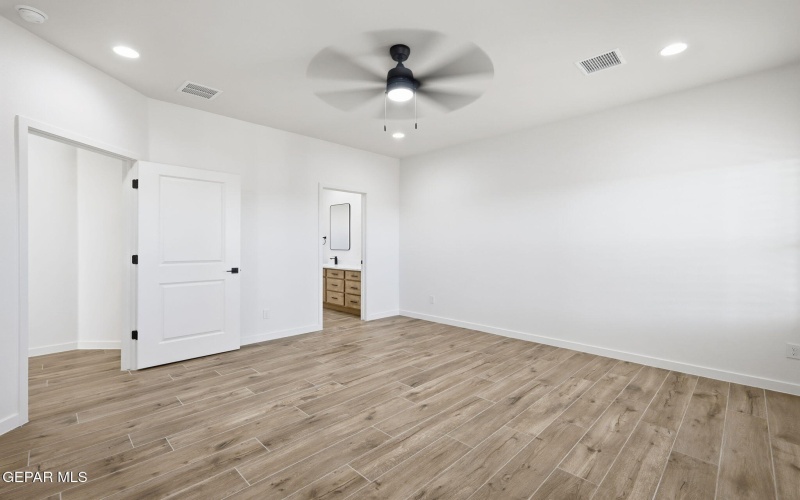 14916 Hill Ridge Court, El Paso, TX 79938, 3 Bedrooms Bedrooms, ,2 BathroomsBathrooms,Residential,For Sale,14916 Hill Ridge Court,0,939462