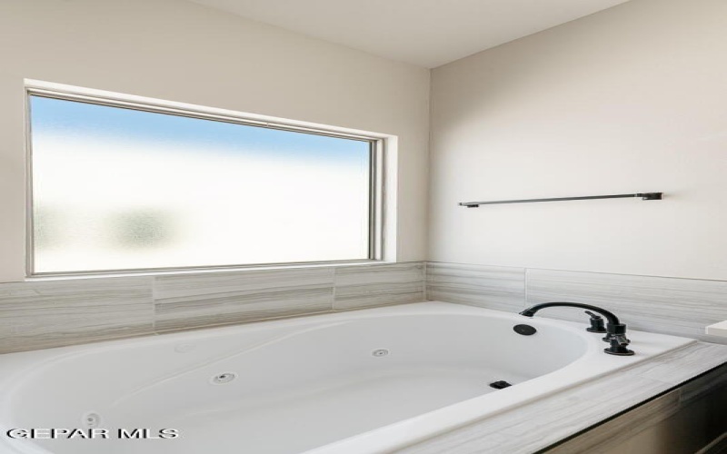 292 Emerald Dust Place, El Paso, TX 79928, 4 Habitaciones Habitaciones , ,3 BañosBaños,Residential,En Venta,292 Emerald Dust Place,0,939468