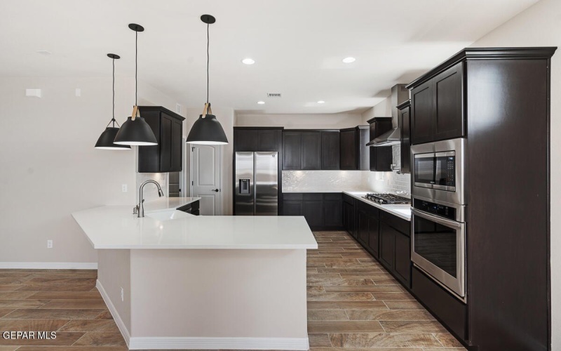 292 Emerald Dust Place, El Paso, TX 79928, 4 Habitaciones Habitaciones , ,3 BañosBaños,Residential,En Venta,292 Emerald Dust Place,0,939468