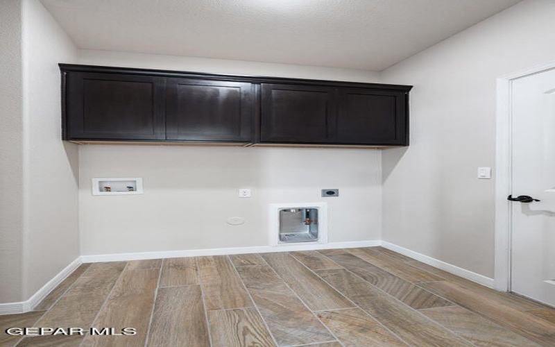 292 Emerald Dust Place, El Paso, TX 79928, 4 Habitaciones Habitaciones , ,3 BañosBaños,Residential,En Venta,292 Emerald Dust Place,0,939468