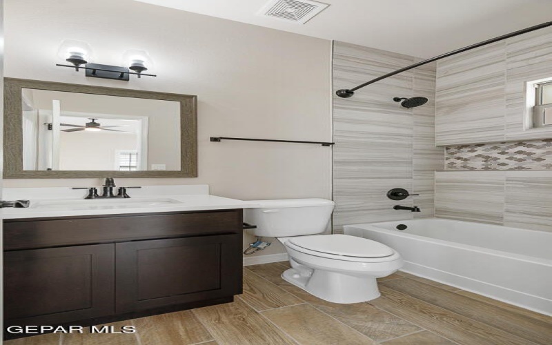 292 Emerald Dust Place, El Paso, TX 79928, 4 Habitaciones Habitaciones , ,3 BañosBaños,Residential,En Venta,292 Emerald Dust Place,0,939468