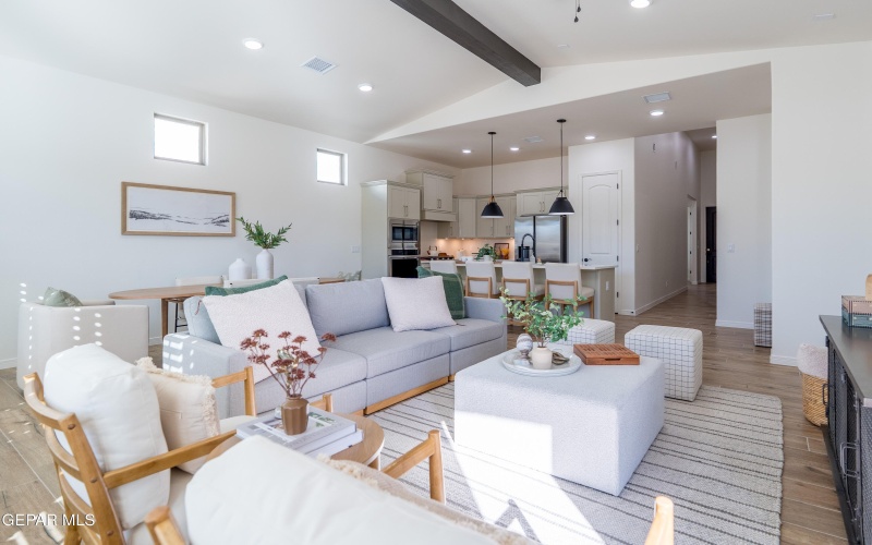 13889 Paseo Celeste Drive, El Paso, TX 79928, 3 Bedrooms Bedrooms, ,2 BathroomsBathrooms,Residential,For Sale,13889 Paseo Celeste Drive,0,939474