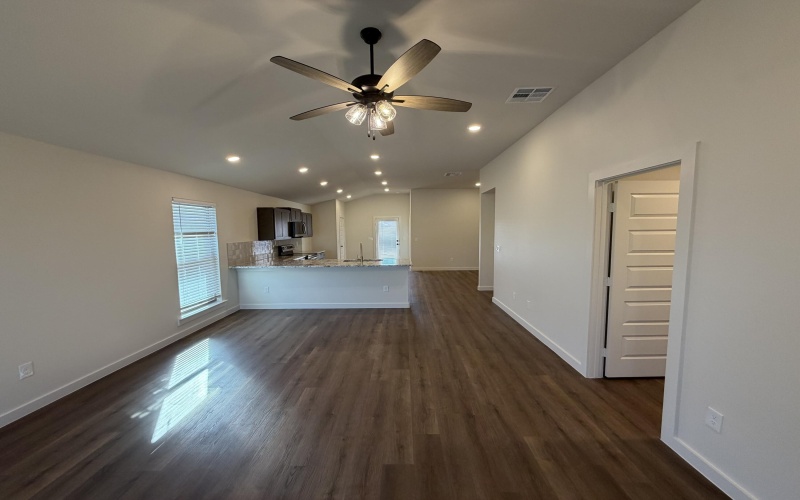 3017 139th Street, Lubbock, TX 79423, 3 Bedrooms Bedrooms, ,2 BathroomsBathrooms,Residential,For Sale,3017 139th Street,0,202602911