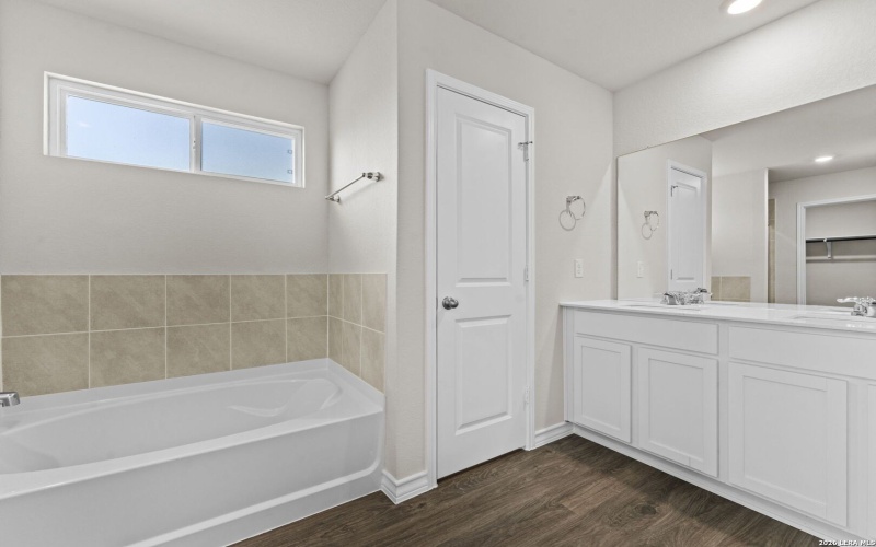 138 Lilli's Lane, Comfort, TX 78013, 4 Habitaciones Habitaciones , ,2 BañosBaños,Residential,En Venta,138 Lilli's Lane,0,1945957