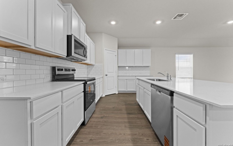 138 Lilli's Lane, Comfort, TX 78013, 4 Habitaciones Habitaciones , ,2 BañosBaños,Residential,En Venta,138 Lilli's Lane,0,1945957