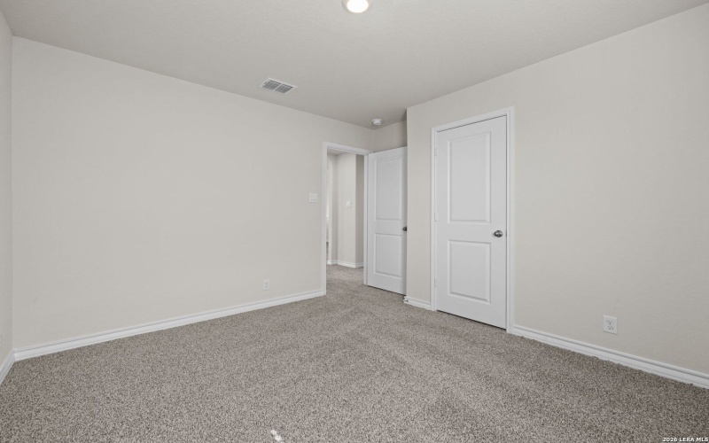 5607 Hartley Home, San Antonio, TX 78245, 3 Habitaciones Habitaciones , ,2 BañosBaños,Residential,En Venta,5607 Hartley Home,0,1945980