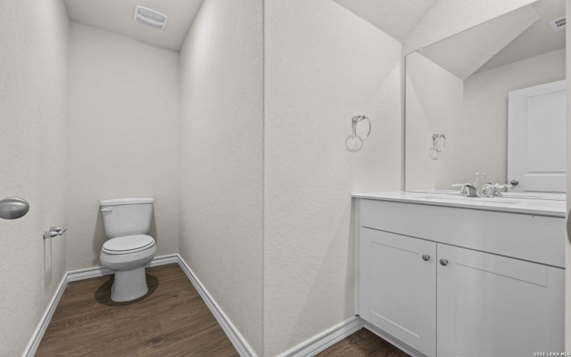 5607 Hartley Home, San Antonio, TX 78245, 3 Habitaciones Habitaciones , ,2 BañosBaños,Residential,En Venta,5607 Hartley Home,0,1945980