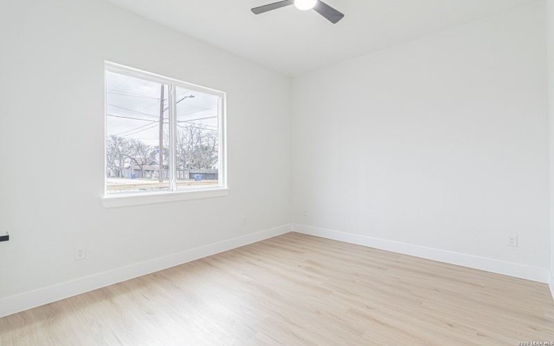 915 Saint James, San Antonio, TX 78202, 3 Bedrooms Bedrooms, ,2 BathroomsBathrooms,Residential,For Sale,915 Saint James,0,1946284