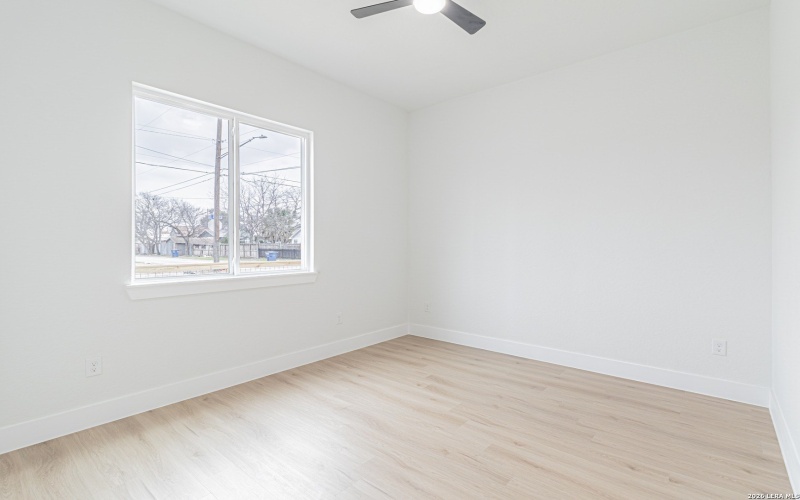 915 Saint James, San Antonio, TX 78202, 3 Bedrooms Bedrooms, ,2 BathroomsBathrooms,Residential,For Sale,915 Saint James,0,1946284