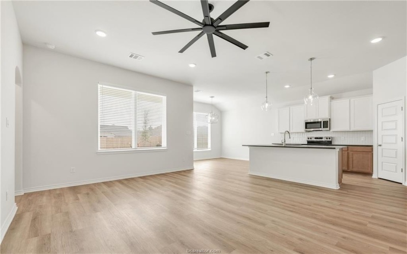 3176 Margaret Rudder Parkway, Bryan, TX 77808, 4 Bedrooms Bedrooms, ,2 BathroomsBathrooms,Residential,For Sale,3176 Margaret Rudder Parkway,0,26002571