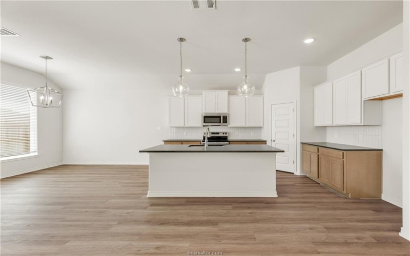 3176 Margaret Rudder Parkway, Bryan, TX 77808, 4 Bedrooms Bedrooms, ,2 BathroomsBathrooms,Residential,For Sale,3176 Margaret Rudder Parkway,0,26002571