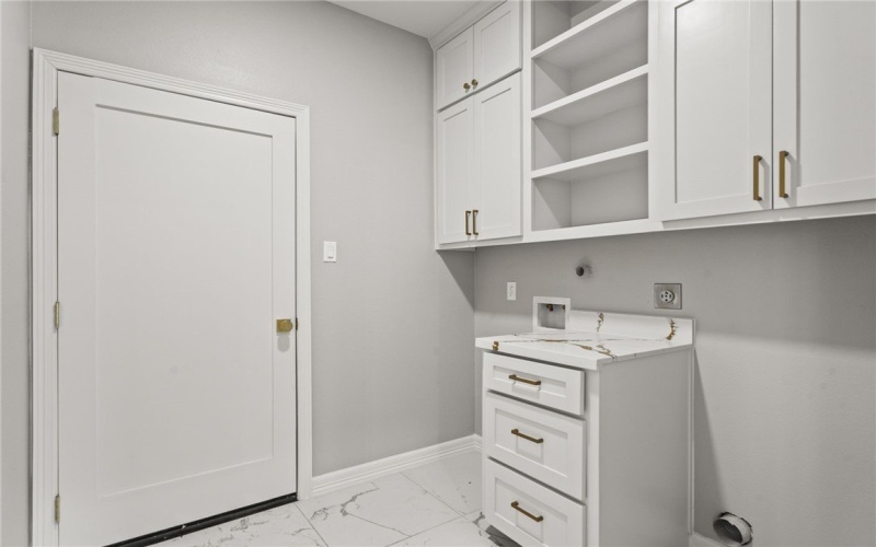 2080 Isabella Drive, Kingsville, TX 78363, 3 Bedrooms Bedrooms, ,2 BathroomsBathrooms,Residential,For Sale,2080 Isabella Drive,0,472769