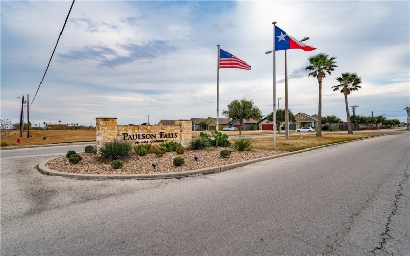 2080 Isabella Drive, Kingsville, TX 78363, 3 Bedrooms Bedrooms, ,2 BathroomsBathrooms,Residential,For Sale,2080 Isabella Drive,0,472769