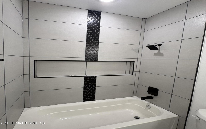 3804 COURSE Street, El Paso, TX 79938, 4 Habitaciones Habitaciones , ,2 BañosBaños,Residential,En Venta,3804 COURSE Street,0,939476