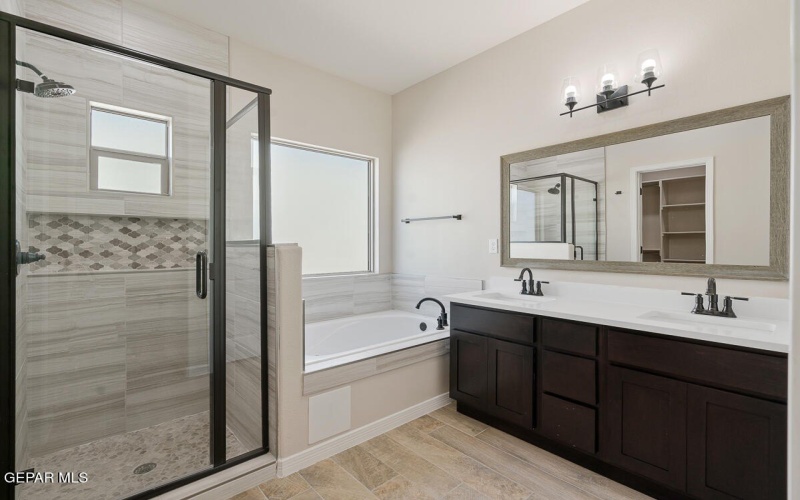 13856 Paseo De Gloria Avenue, Horizon City, TX 79928, 4 Bedrooms Bedrooms, ,3 BathroomsBathrooms,Residential,For Sale,13856 Paseo De Gloria Avenue,0,939478