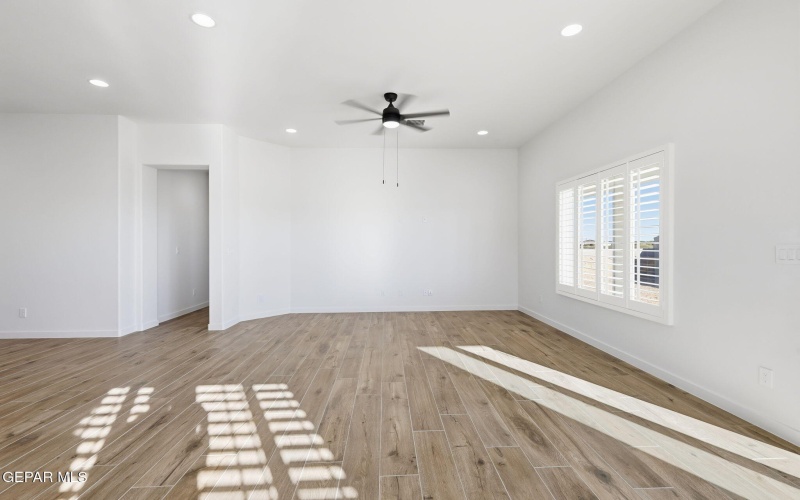 13355 Jeff Winton Drive, El Paso, TX 79928, 4 Bedrooms Bedrooms, ,2 BathroomsBathrooms,Residential,For Sale,13355 Jeff Winton Drive,0,939483