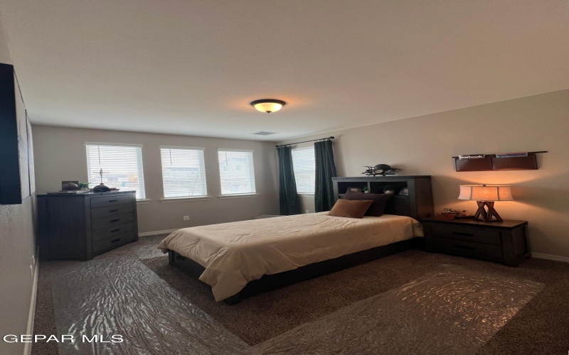 10724 Michael Irvin Street, El Paso, TX 79924, 4 Habitaciones Habitaciones , ,1 BañoBaños,Residential,En Venta,10724 Michael Irvin Street,0,939490