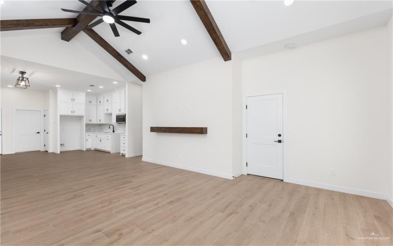 712 W 25th Street, Mission, TX 78572, 3 Bedrooms Bedrooms, ,2 BathroomsBathrooms,Residential,For Sale,712 W 25th Street,0,497265