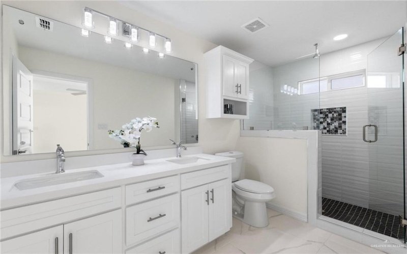 2700 Stevia Drive, Weslaco, TX 78596, 3 Bedrooms Bedrooms, ,2 BathroomsBathrooms,Residential,For Sale,2700 Stevia Drive,0,497452