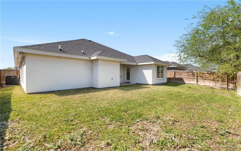 2700 Stevia Drive, Weslaco, TX 78596, 3 Bedrooms Bedrooms, ,2 BathroomsBathrooms,Residential,For Sale,2700 Stevia Drive,0,497452