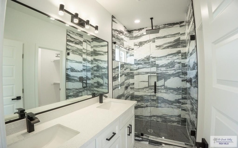 810 OLIVIA DR lot: 3, MERCEDES, TX 78570, 3 Habitaciones Habitaciones , ,2 BañosBaños,Residential,En Venta,810 OLIVIA DR lot: 3,0,29772428