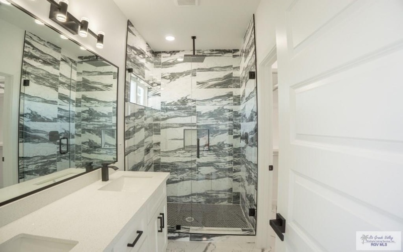 810 OLIVIA DR lot: 3, MERCEDES, TX 78570, 3 Habitaciones Habitaciones , ,2 BañosBaños,Residential,En Venta,810 OLIVIA DR lot: 3,0,29772428