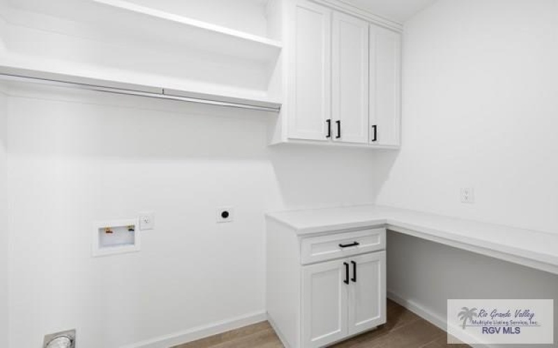 110 ORCHID DR. unit: Plus Office, LOS FRESNOS, TX 78566, 3 Bedrooms Bedrooms, ,2 BathroomsBathrooms,Residential,For Sale,110 ORCHID DR. unit: Plus Office,0,29772441