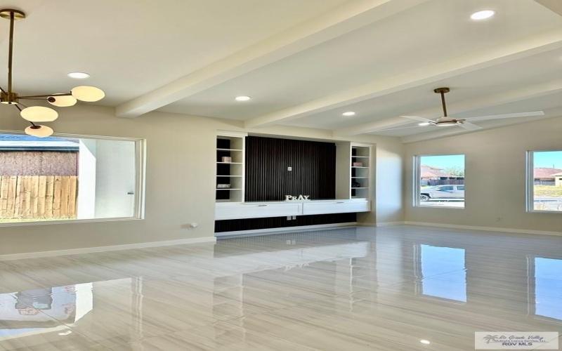 6108 MACKENNA DR, BROWNSVILLE, TX 78526, 4 Bedrooms Bedrooms, ,3 BathroomsBathrooms,Residential,For Sale,6108 MACKENNA DR,0,29772452