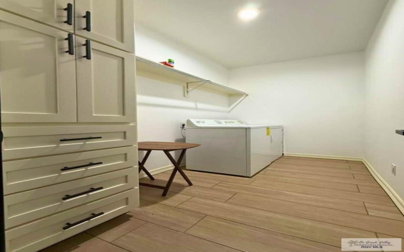 406 W 9TH ST. unit: Front Unit, LOS FRESNOS, TX 78566, 3 Habitaciones Habitaciones , ,2 BañosBaños,Residential Multi Family,En Venta,406 W 9TH ST. unit: Front Unit,0,29772458