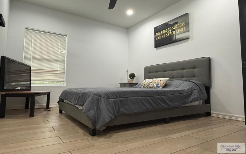 406 W 9TH ST. unit: Front Unit, LOS FRESNOS, TX 78566, 3 Habitaciones Habitaciones , ,2 BañosBaños,Residential Multi Family,En Venta,406 W 9TH ST. unit: Front Unit,0,29772458