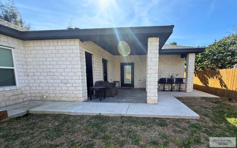 406 W 9TH ST. unit: Front Unit, LOS FRESNOS, TX 78566, 3 Habitaciones Habitaciones , ,2 BañosBaños,Residential Multi Family,En Venta,406 W 9TH ST. unit: Front Unit,0,29772458