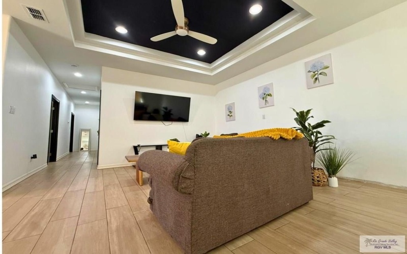 406 W 9TH ST. unit: Front Unit, LOS FRESNOS, TX 78566, 3 Habitaciones Habitaciones , ,2 BañosBaños,Residential Multi Family,En Venta,406 W 9TH ST. unit: Front Unit,0,29772458