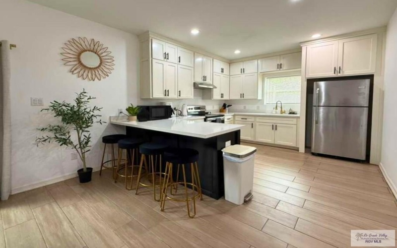 406 W 9TH ST. unit: Front Unit, LOS FRESNOS, TX 78566, 3 Habitaciones Habitaciones , ,2 BañosBaños,Residential Multi Family,En Venta,406 W 9TH ST. unit: Front Unit,0,29772458