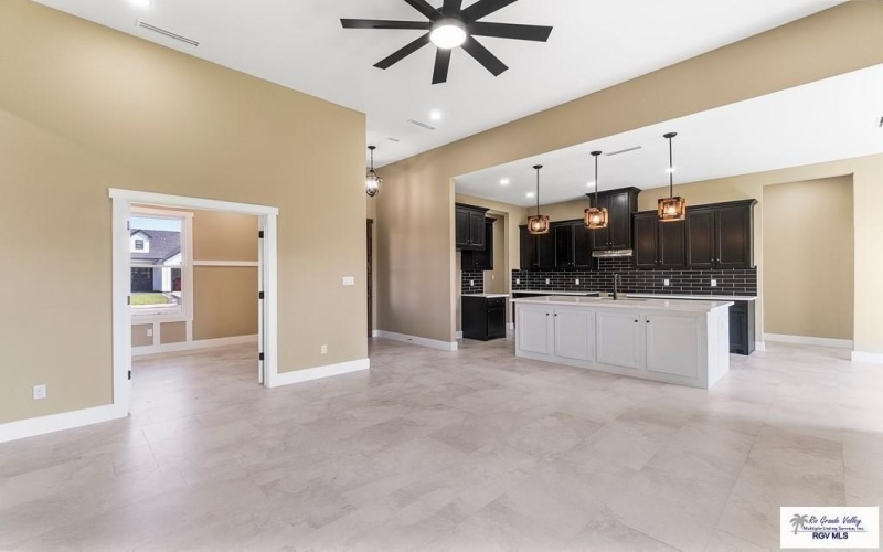 811 17TH ST., WESLACO, TX 78596, 3 Bedrooms Bedrooms, ,2 BathroomsBathrooms,Residential,For Sale,811 17TH ST.,0,29772504