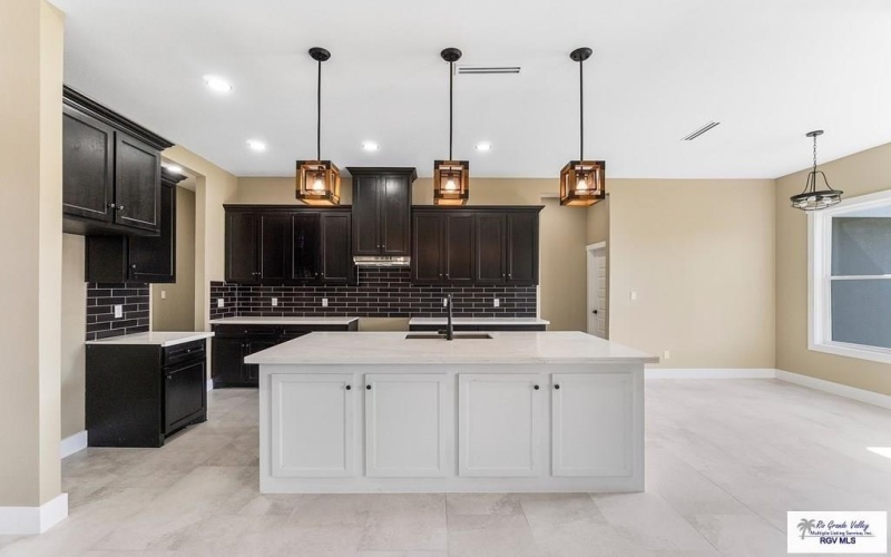 811 17TH ST., WESLACO, TX 78596, 3 Bedrooms Bedrooms, ,2 BathroomsBathrooms,Residential,For Sale,811 17TH ST.,0,29772504