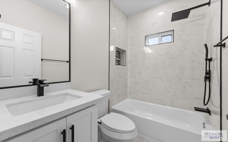 18300 STATON AVE., HARLINGEN, TX 78552, 3 Habitaciones Habitaciones , ,2 BañosBaños,Residential,En Venta,18300 STATON AVE.,0,29772513