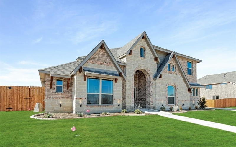403 Crystal Lake Lane, Red Oak, TX 75154, 4 Bedrooms Bedrooms, ,3 BathroomsBathrooms,Residential,For Sale,403 Crystal Lake Lane,20702830