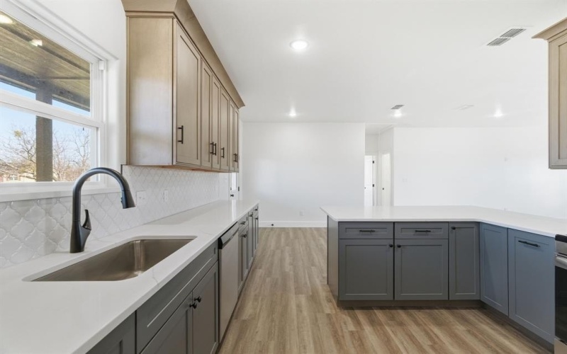 709 Harris Street, Cisco, TX 76471, 3 Habitaciones Habitaciones , ,2 BañosBaños,Residential,En Venta,709 Harris Street,0,21172097