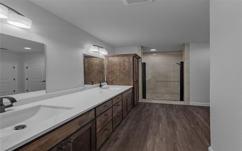 905 W Cardinal Street, Ector, TX 75439, 3 Bedrooms Bedrooms, ,2 BathroomsBathrooms,Residential,For Sale,905 W Cardinal Street,0,21188460