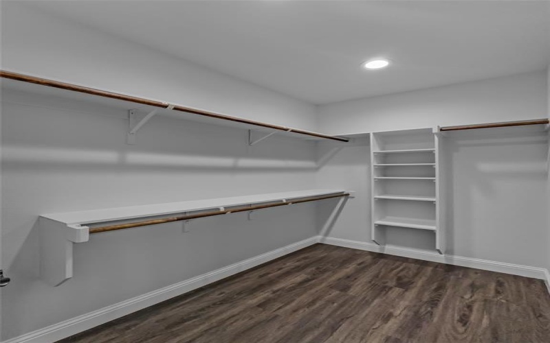 905 W Cardinal Street, Ector, TX 75439, 3 Bedrooms Bedrooms, ,2 BathroomsBathrooms,Residential,For Sale,905 W Cardinal Street,0,21188460