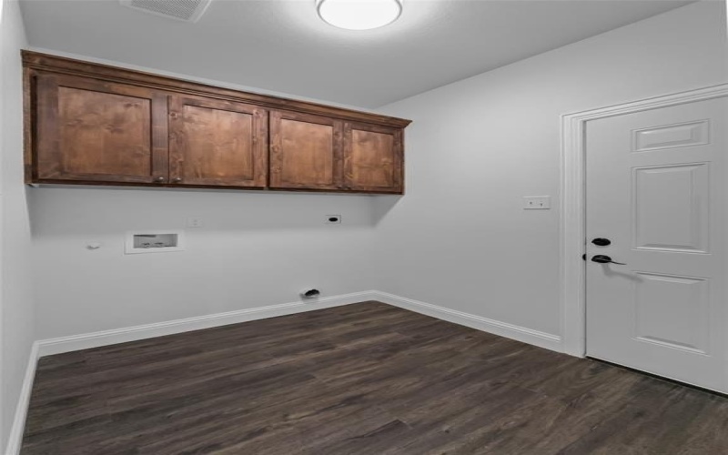 905 W Cardinal Street, Ector, TX 75439, 3 Bedrooms Bedrooms, ,2 BathroomsBathrooms,Residential,For Sale,905 W Cardinal Street,0,21188460