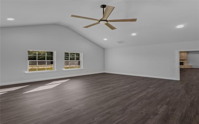 905 W Cardinal Street, Ector, TX 75439, 3 Bedrooms Bedrooms, ,2 BathroomsBathrooms,Residential,For Sale,905 W Cardinal Street,0,21188460