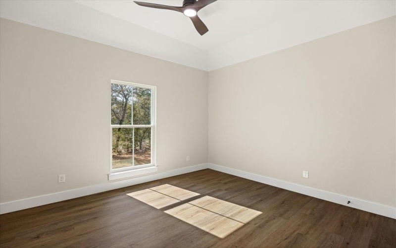 410 Hidden Lake, Bluff Dale, TX 76433, 3 Bedrooms Bedrooms, ,2 BathroomsBathrooms,Residential,For Sale,410 Hidden Lake,0,21189933