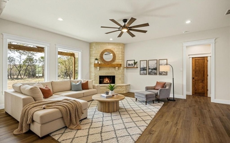 410 Hidden Lake, Bluff Dale, TX 76433, 3 Bedrooms Bedrooms, ,2 BathroomsBathrooms,Residential,For Sale,410 Hidden Lake,0,21189933