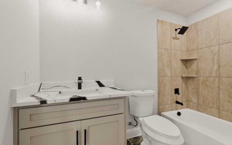 1636 County Road 4761, Sulphur Springs, TX 75482, 9 Habitaciones Habitaciones , ,3 BañosBaños,Residential,En Venta,1636 County Road 4761,0,21193078