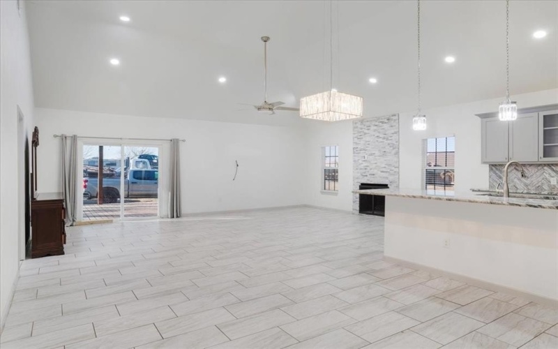 920 Oil Mill Road, Van Alstyne, TX 75495, 5 Habitaciones Habitaciones , ,3 BañosBaños,Residential,En Venta,920 Oil Mill Road,0,21194739