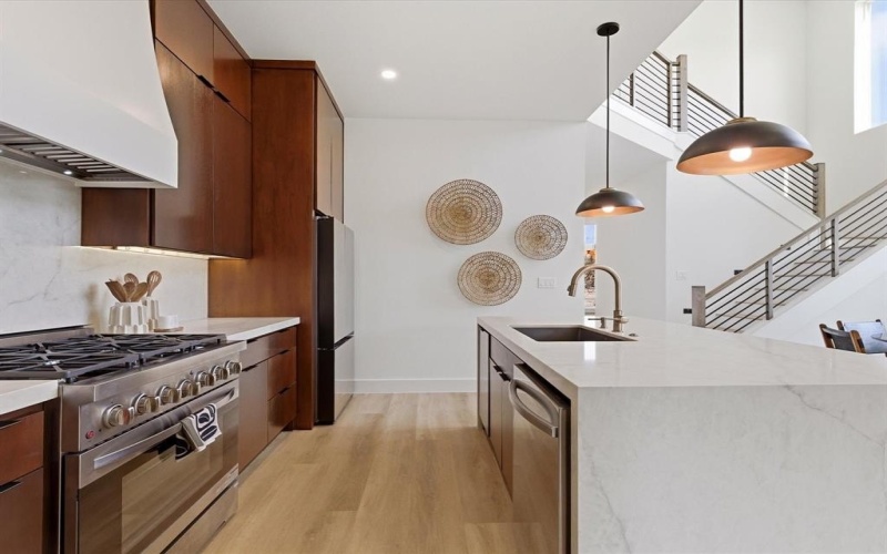 916 E Louisiana Drive, Dallas, TX 75216, 3 Bedrooms Bedrooms, ,3 BathroomsBathrooms,Residential,For Sale,916 E Louisiana Drive,0,21195725