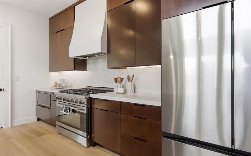 916 E Louisiana Drive, Dallas, TX 75216, 3 Bedrooms Bedrooms, ,3 BathroomsBathrooms,Residential,For Sale,916 E Louisiana Drive,0,21195725